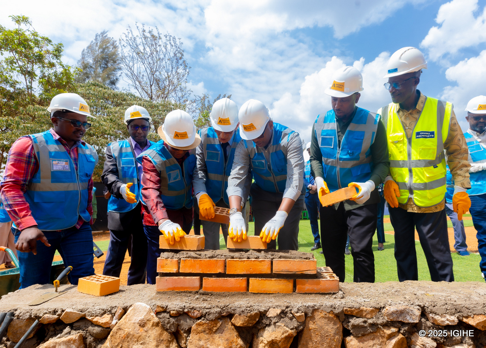Imirimo yo kubaka yatangijwe kuri uyu munsi