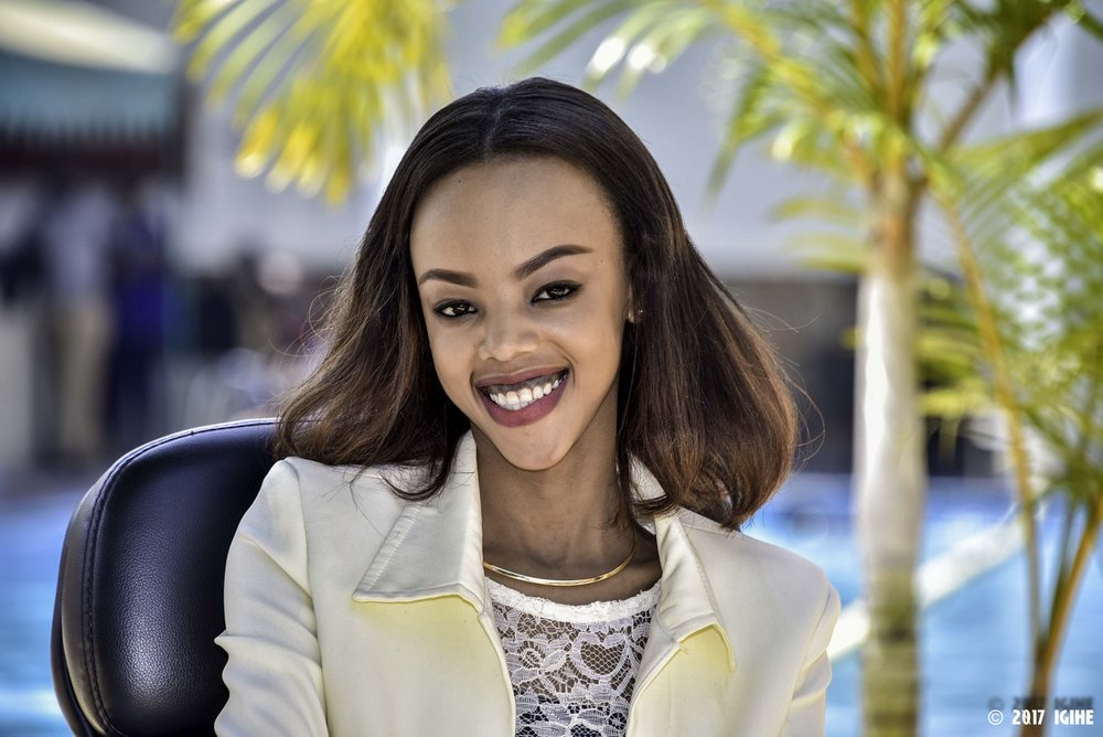 Nyampinga w'u Rwanda wa 2016, Mutesi Jolly agaragaza akanyamuneza ku maso