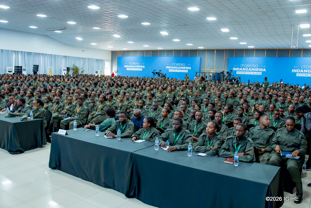 Perezida Kagame yasabye urubyiruko kugira uruhare mu kwishakamo ibisubizo