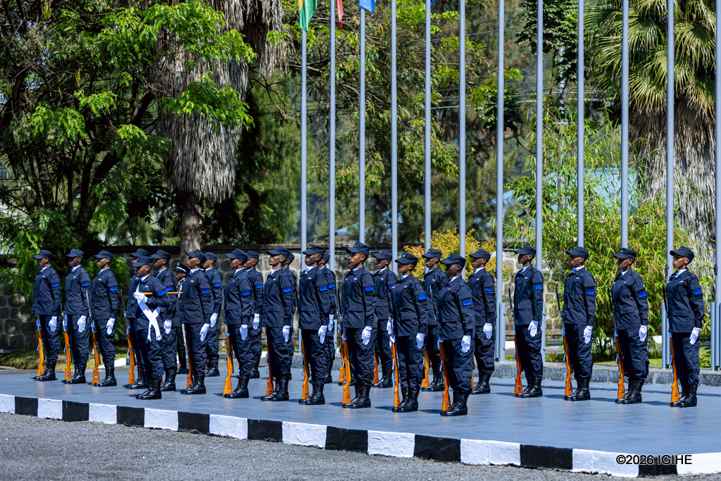 Itsinda ry'abapolisi ryakiraga abinjira mu Ishuri Rikuru rya Polisi y'u Rwanda