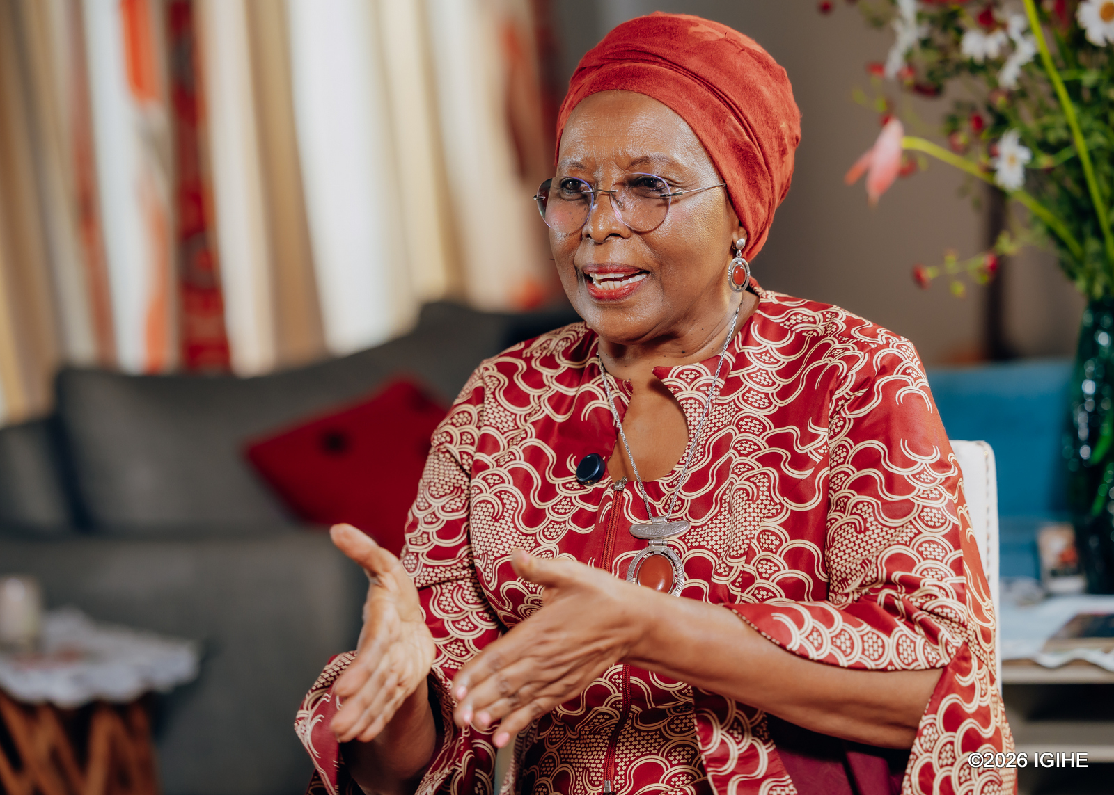 Yahisemo kurera abana bababaye, yirengagiza ibyo kuba yashaka akubaka urugo rwe