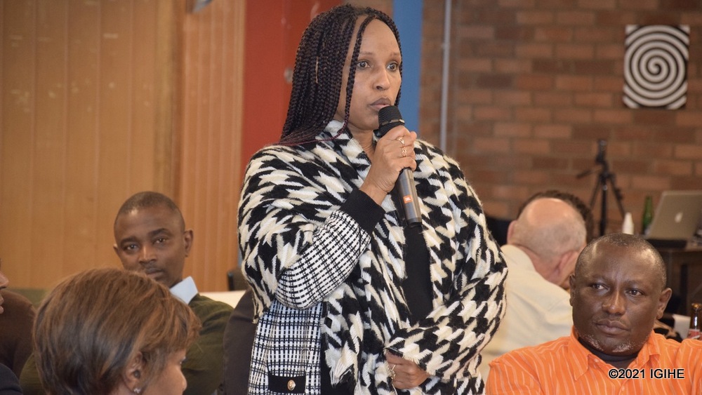 Christine Mujawamariya atanga ibitekerezo ku bijyanye n’uburere bw’abana