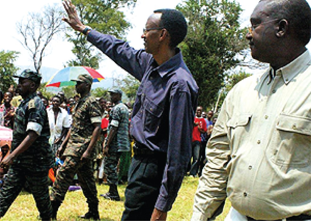 Aha ni mu 2008 ubwo Perezida Kagame yari yagiye i Ndego mu Karere ka Kayonza kugabanya abaturage amasambu ayambura abakomeye bari barihaye imisozi n'imisozi