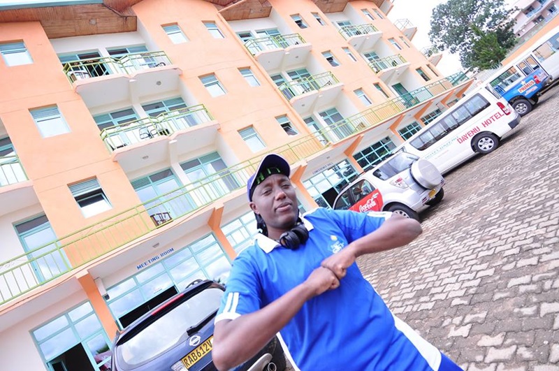 Ngo ni umu Tuff Hit....iki ni ikimenyetso kibaranga