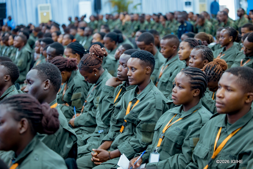 Umukuru w'Igihugu, Paul Kagame yasabye urubyiruko kugira ikinyabupfura