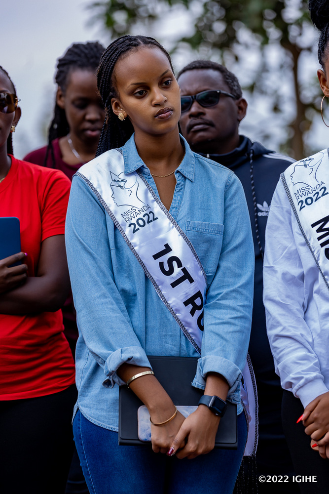 Igisonga cya Mbere cya Miss Rwanda 2022, Keza Maolithia ateze amatwi ubutumwa bwatanzwe kuri uyu munsi