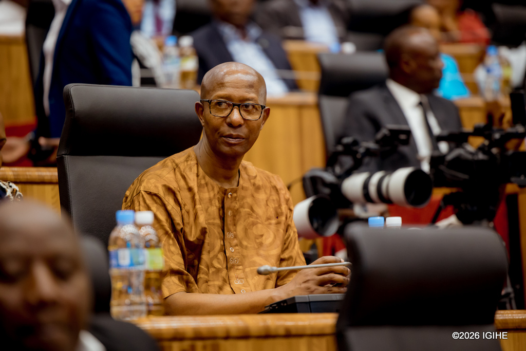 Visi Perezida w'Umutwe w'Abadepite, Mussa Fazil Harerimana akurikiye impuguro za Madamu Jeannette Kagame