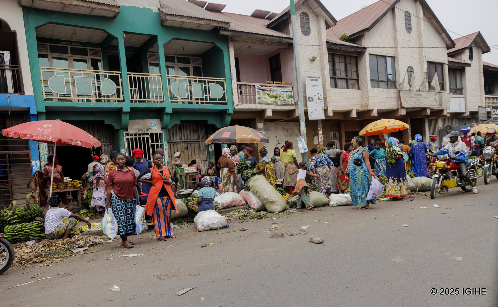 Ubucuruzi bw'ibyo kurya bukorerwa ku mihanda nk'uko byari bisanzwe na mbere