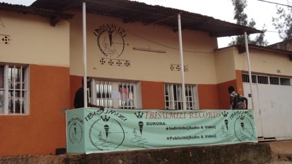 Ibisumizi byahoze bikorera mu Biryogo none byafunze imiryango