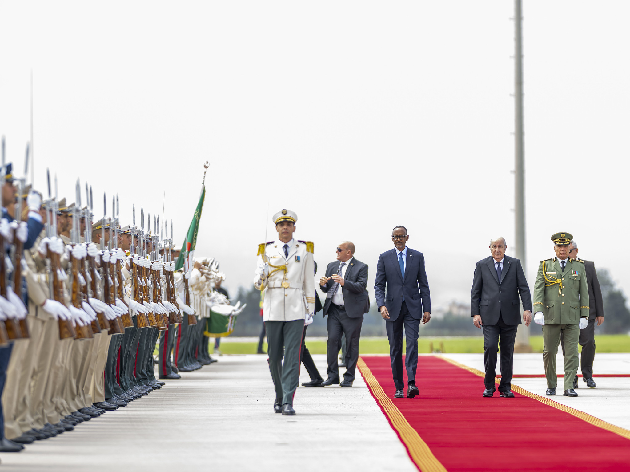 Ku wa 3 Kamena, Perezida Kagame yagiriye uruzinduko rw’iminsi ibiri muri Algérie ku butumire bwa mugenzi we Abdelmadjid Tebboune