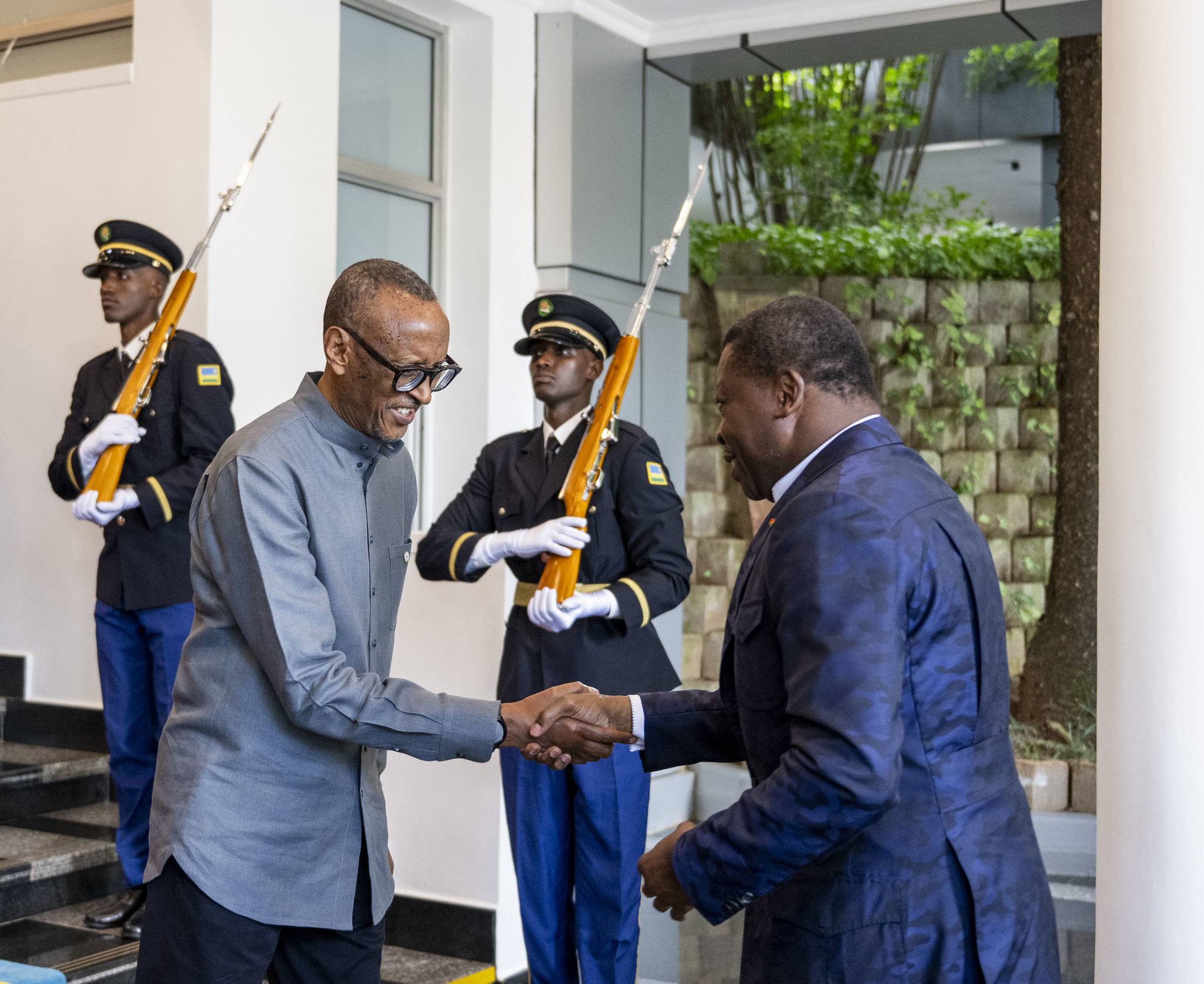 Perezida Kagame yakiriye mugenzi we wa Togo, Faure Essozimna Gnassingbé, ku wa 21 Mata