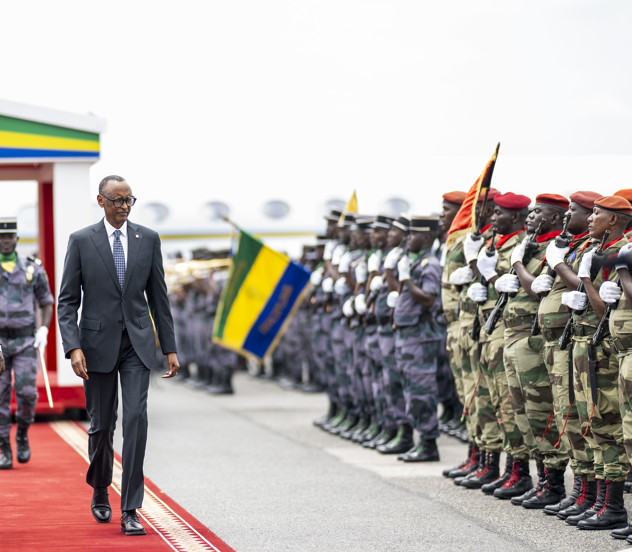 Ku wa 3 Gicurasi, Perezida Kagame yitabiriye umuhango w’irahira rya Perezida wa Gabon, Brice Clotaire Oligui Nguema