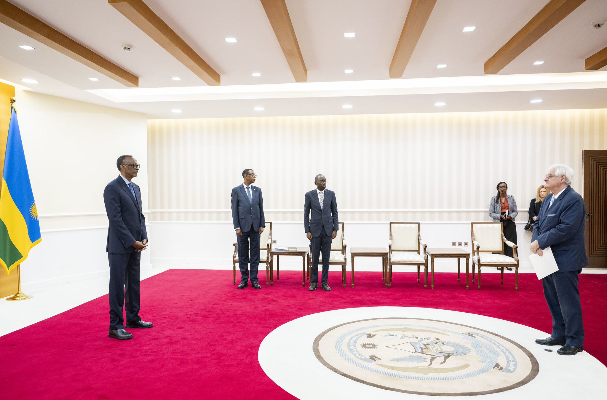 Ku wa 21 Gicurasi, abambasaderi batandukanye bashyikirije Perezida Kagame impapuro zibemerera guhagararira ibihugu byabo mu Rwanda