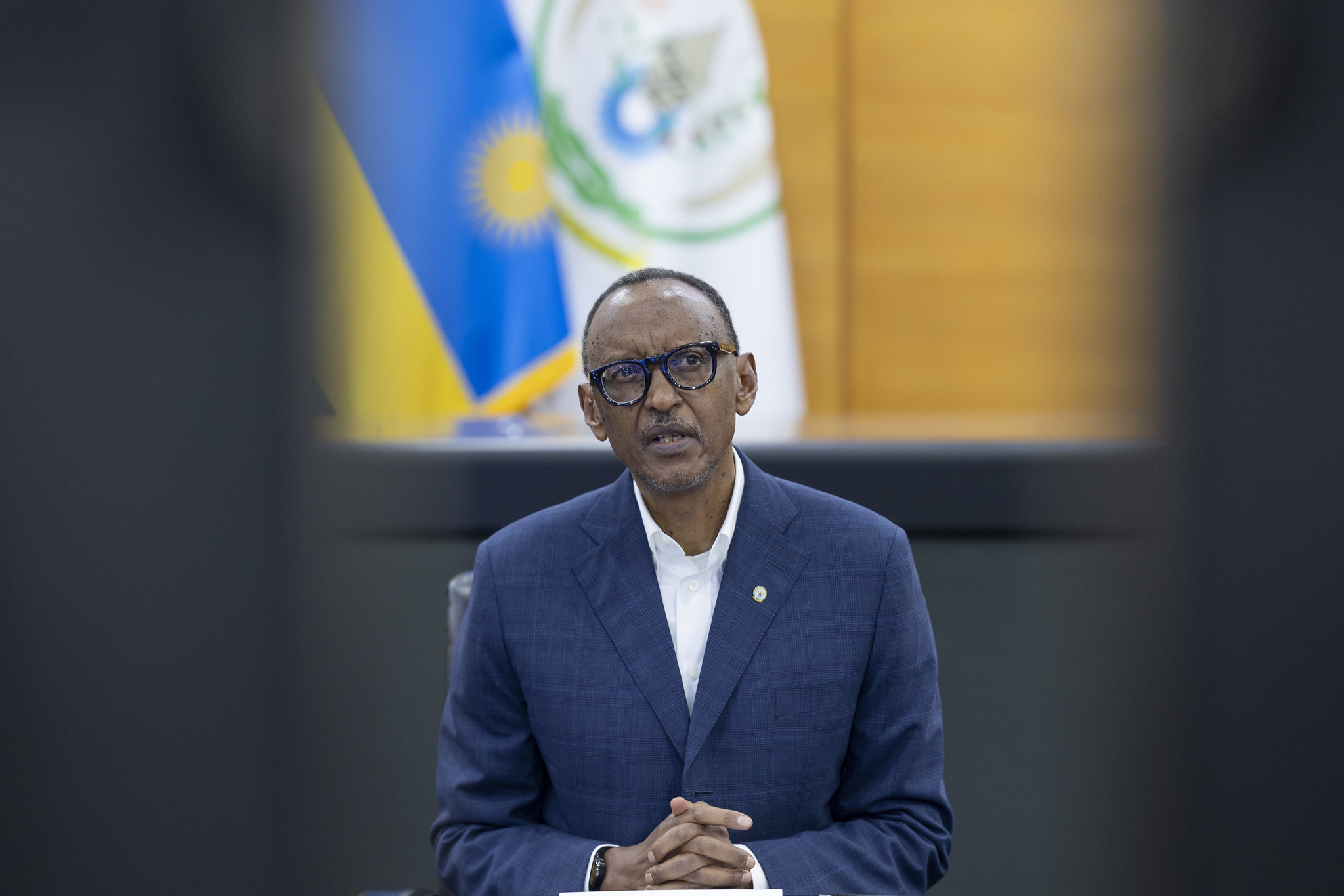 Ku wa 6 Nyakanga, Perezida Paul Kagame yitabiriye ibiganiro bya Komisiyo y’Umuyoboro Mugari w’itumanaho rya Internet (Broadband Commission) mu buryo bw’ikoranabuhanga