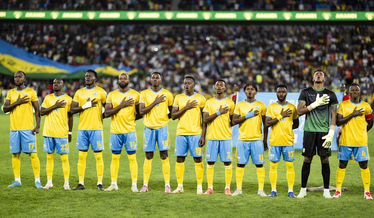 Amavubi yagiye guhura na Bénin hakiri icyizere cyo gukora amateka yo kujya mu Gikombe cy'Isi ku nshuro ya mbere