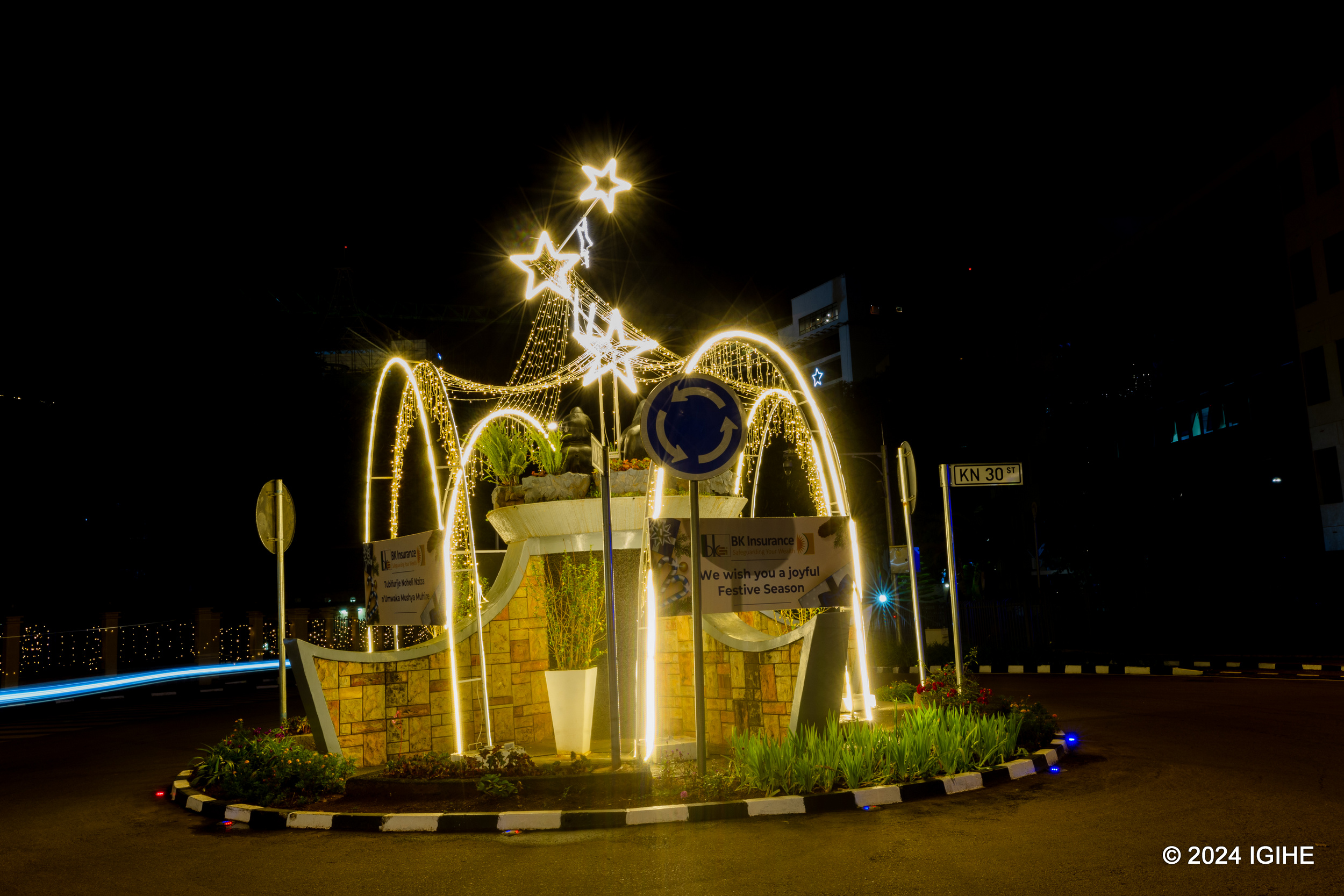 Rond-point iri imbere y'Umujyi wa Kigali nayo yitaweho iratakwa