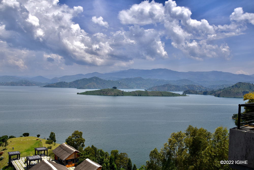 Cleo Lake Kivu Hotel ni hoteli y'inyenyeri eshanu