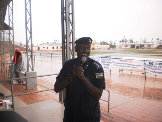 ACP Rutikanga yigisha ububi bw'ibiyobyabwenge
