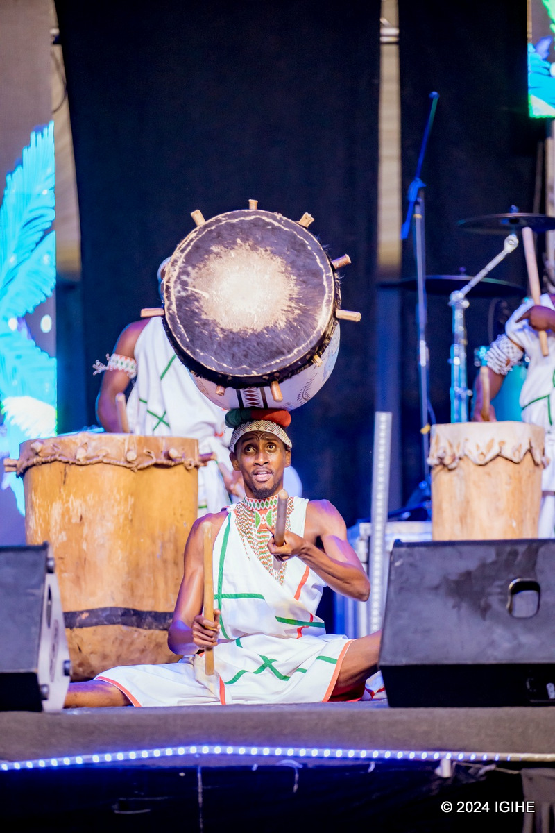 Abarundi berekanye ubuhanga mu kuvuza ingoma