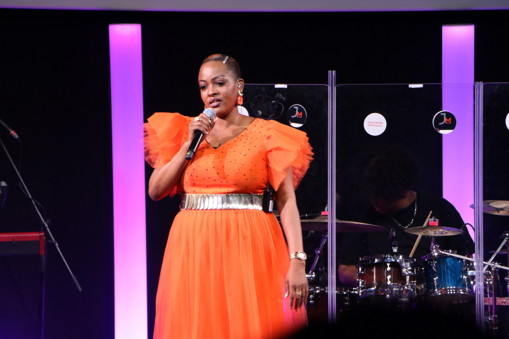 Aline Gahongayire yaririmbye indirimbo ze zitandukanye zakunzwe