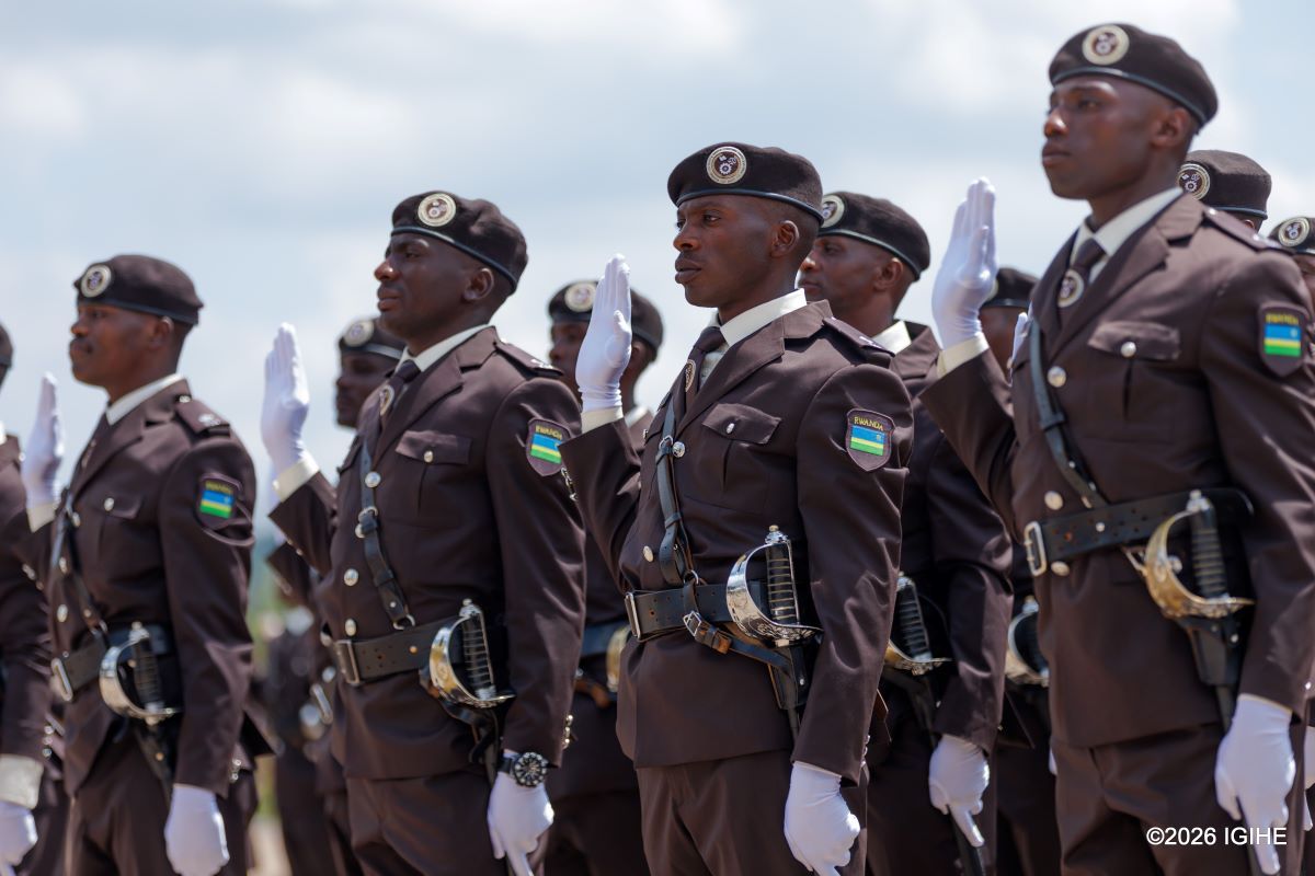 Abasoje amasomo barahiye nyuma yo guhabwa iri peti rya Assistant Inspector
