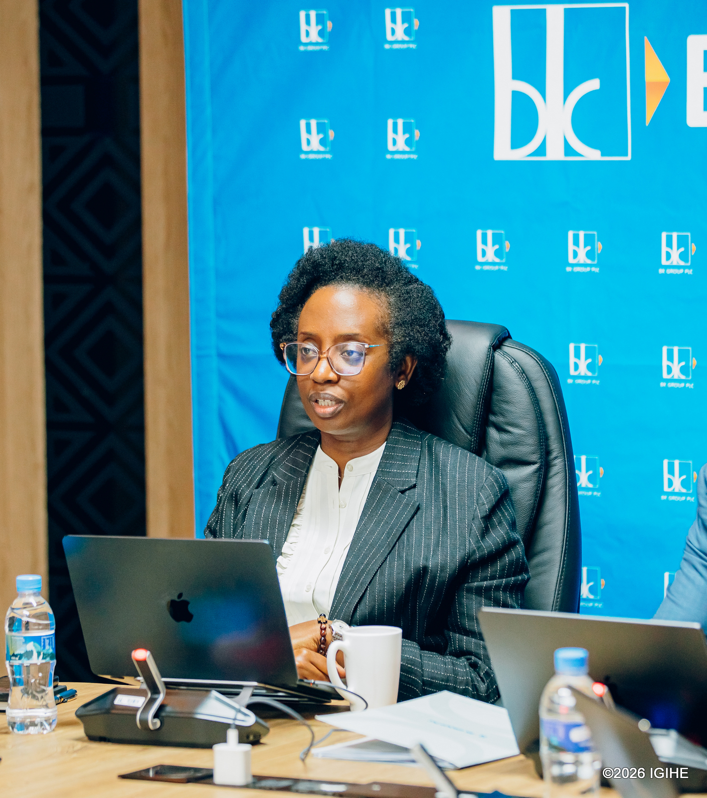 Umuyobozi Mukuru wa Banki ya Kigali, Dr. Diane Karusisi, yavuze ko 55% by'inguzanyo batanze bazihaye ibigo binini