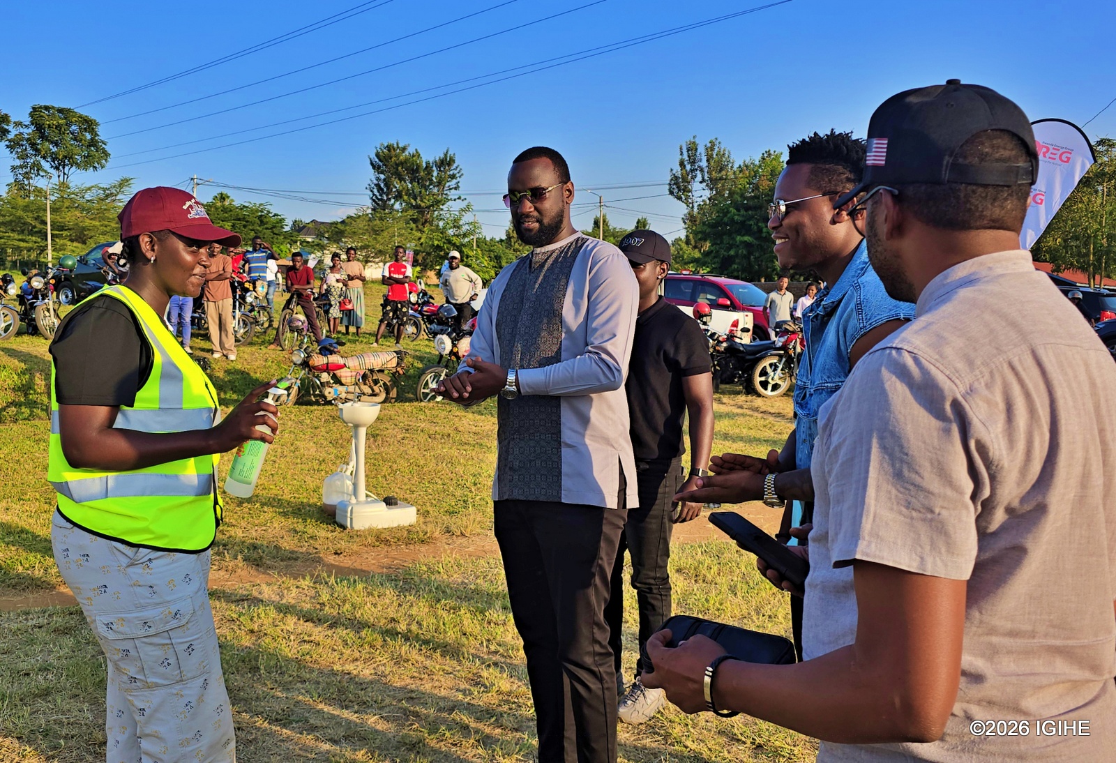 Mbere yo kwinjira muri Expo babanje gukaraba mu rwego rwo kwirinda ihererekanywa ry'indwara