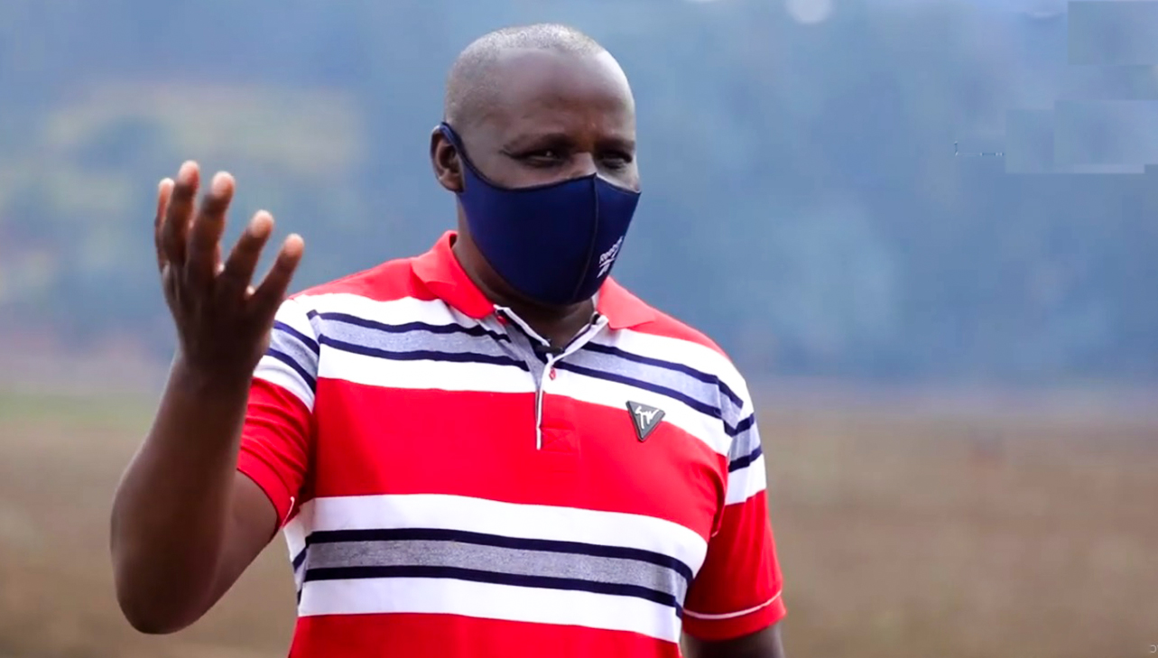 Rtd Maj Bimenyimana Bonaventure wamenyekanye nka COBRA, ni umwe mu bahoze ari abarwanyi b’umutwe wa FDLR na RUD-Urunana, wafashe icyemezo gikomeye cyo kwitandukanya n’iyo mitwe
