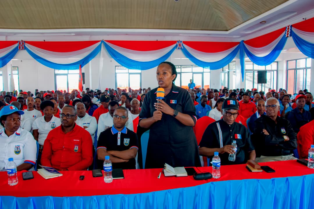 Depite Uwamariya Odette yasabye ko ibikorwaremezo byo kwegereza amazi abaturage byihutishwa