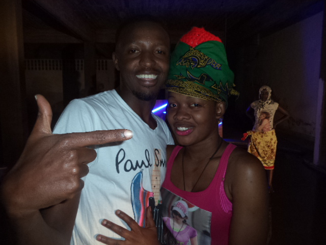 Kamichi avuga ko aba bakobwa ari ababyinnyi b'umwuga ku buryo yizeye ko bazamuryohereza indirimbo