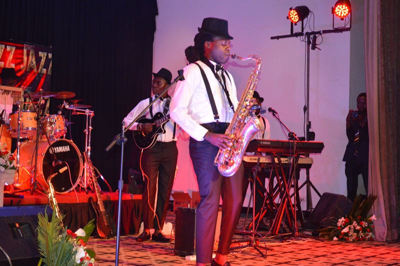 Herbert Rock, umuhanga mu gucuranga umwirongi wa kizungu