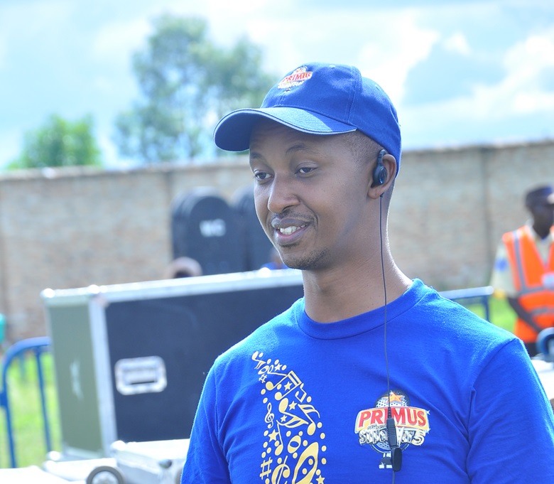 Mushyoma Joseph, Umuyobozi wa East African Promoters mu kazi akurikirana uko byifashe muri tekinike