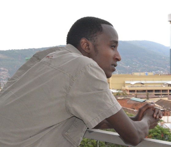 Ngo igihe PFLA azaba agihumeka umwuka w'abazima ntazemera ko Jay Polly agira amahoro .