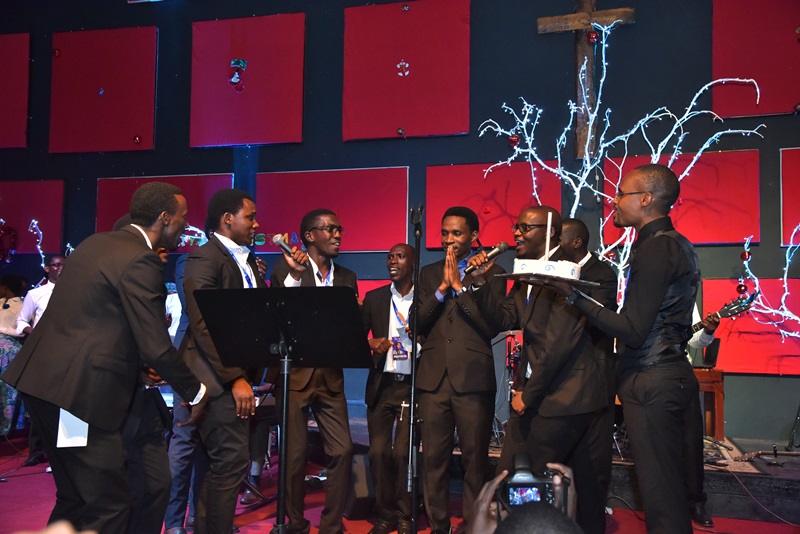 Dominic Ashimwe yaherukaga gutungurwa yifurizwa isabukuru nziza mu 2016