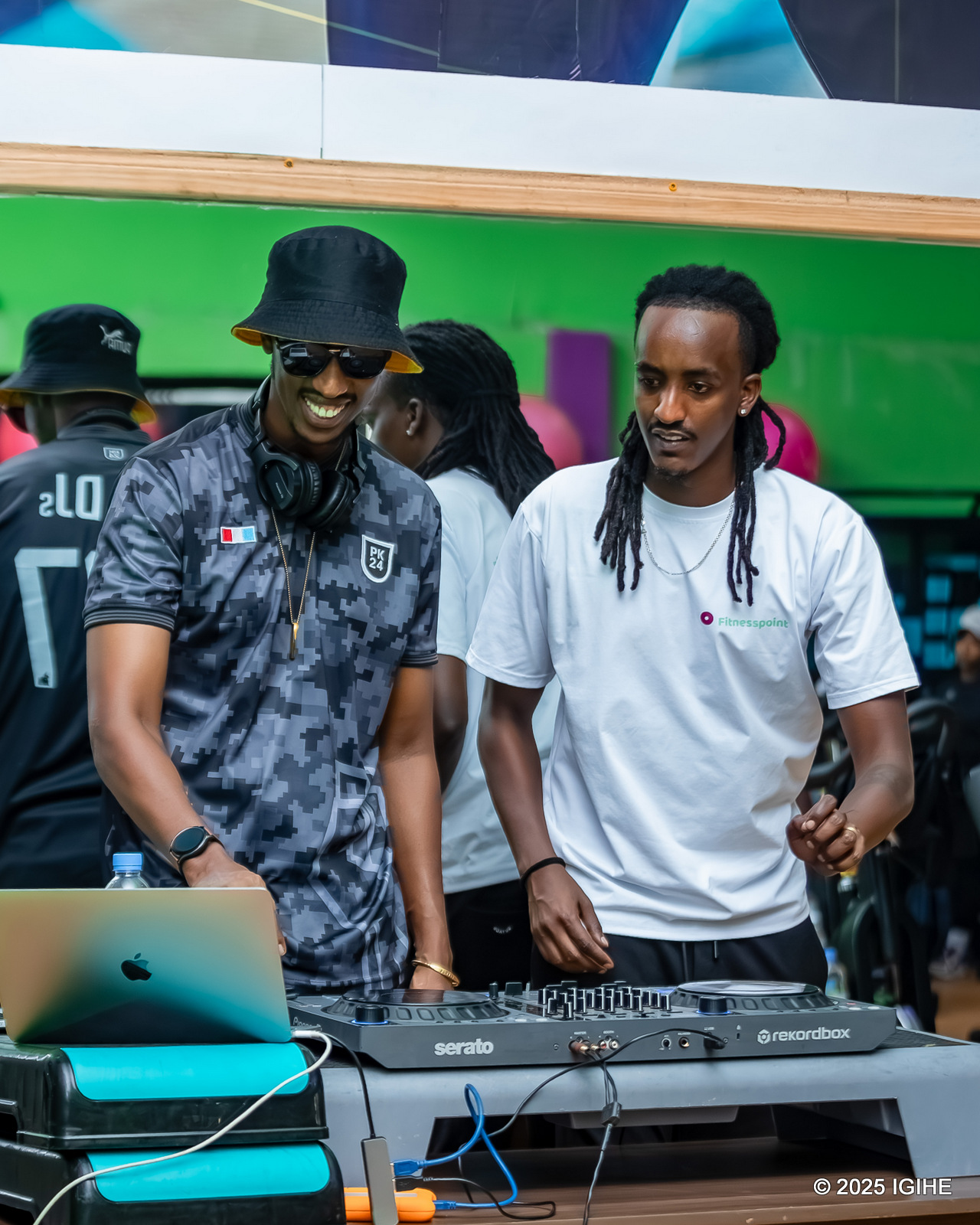 Siporo yajyanaga n'umuziki wabugenewe