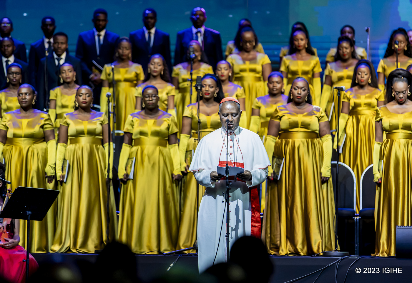 Antoine Cardinal Kambanda ni we watangije igitaramo cya Chorale de Kigali binyuze mu isengesho