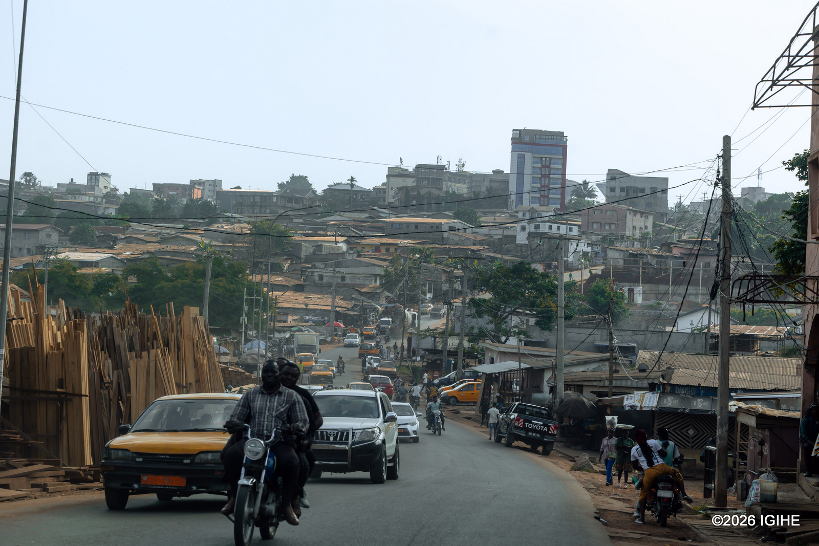 Iyi Quartier yitwa Carefour, abantu bayinyuramo batayimenyereye, bagirwa inama yo kwitwararika kubera bene Ngango