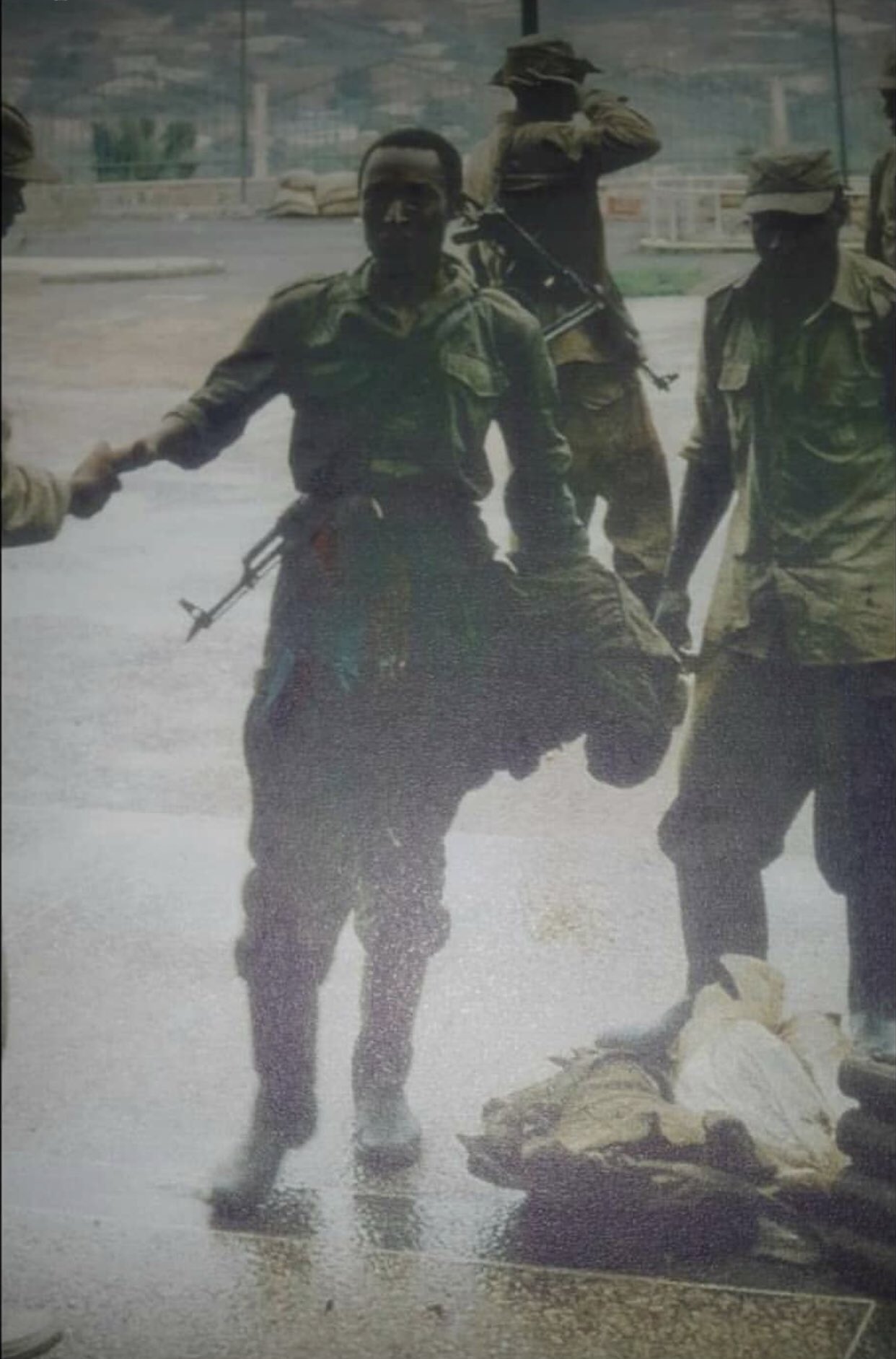 Ingabo za RPA ubwo zageraga kuri CND ku Kimihurura ku Nteko Ishinga Amategeko maze zikarokora abatutsi hamwe n'abanyapolitiki ba FPR bari bahari