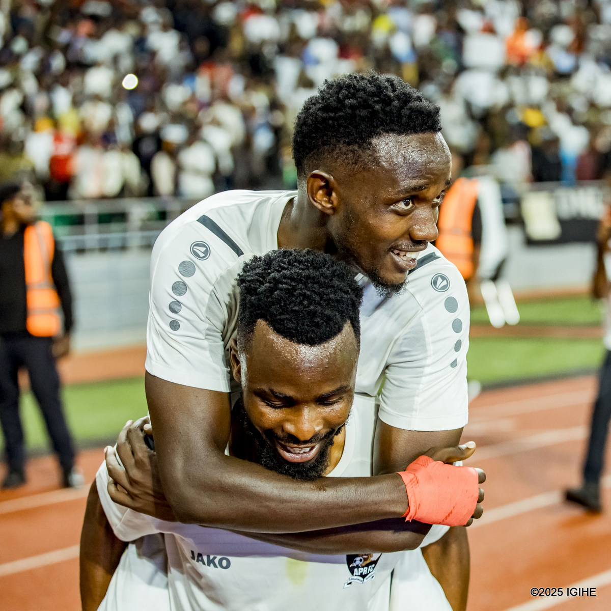 Ruboneka Jean Bosco na Mugisha Gilbert bari abakinnyi bagnderwaho muri APR FC
