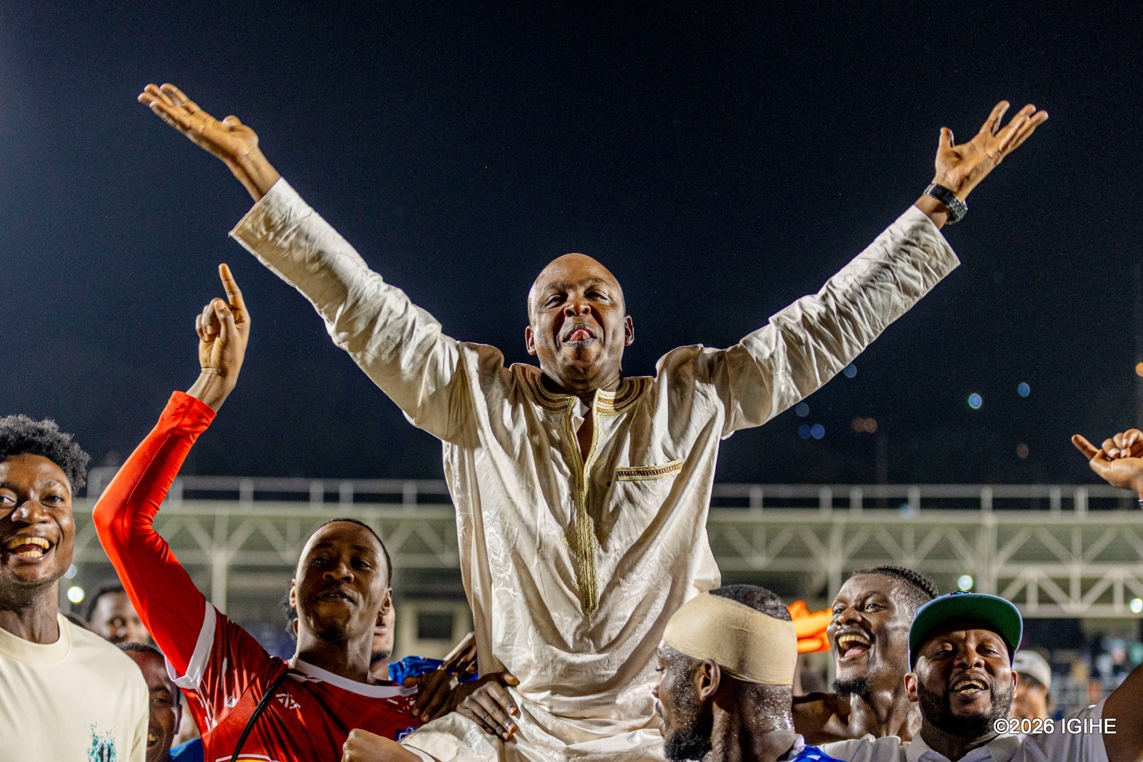 Murenzi Abdallah yavuze ko intambwe ya mbere yo gukemura ibibazo bya Rayon Sports na RRA yatewe