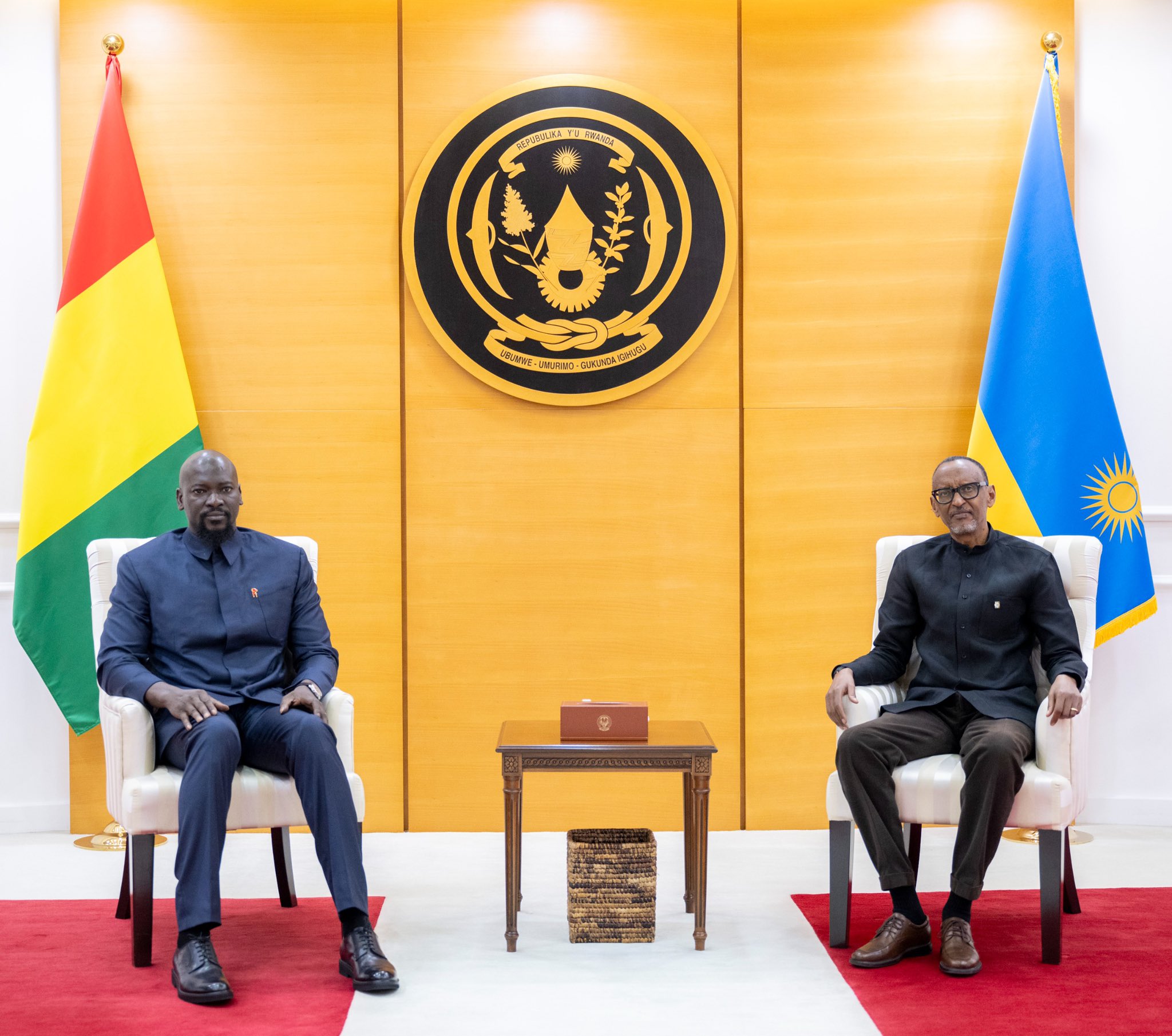 Perezida Kagame na Doumbouya baganiriye ku guteza imbere umubano w'ibihugu byiza