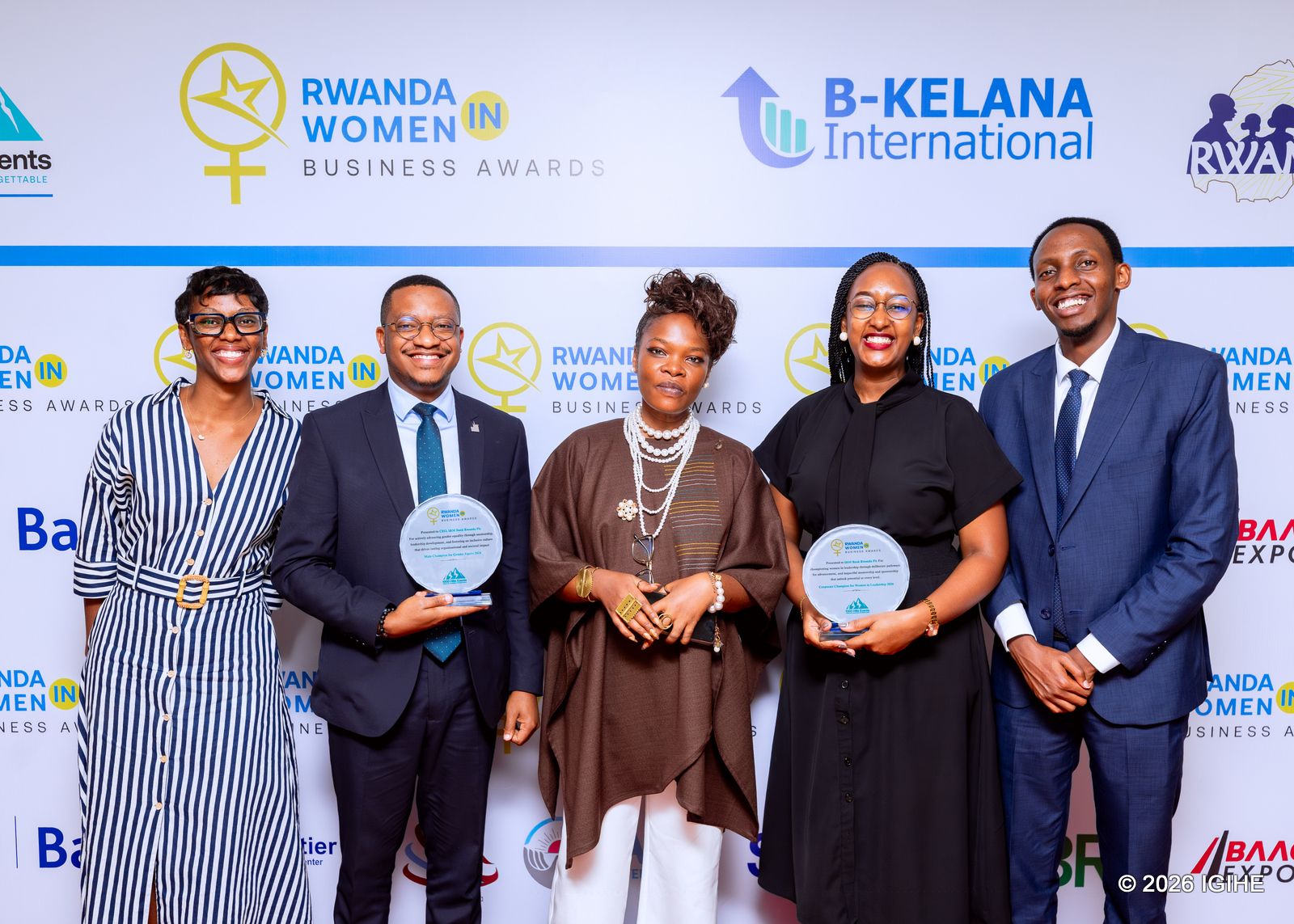 I&M Bank Rwanda yegukanye ibihembo bibiri ikesha guteza imbere abagore