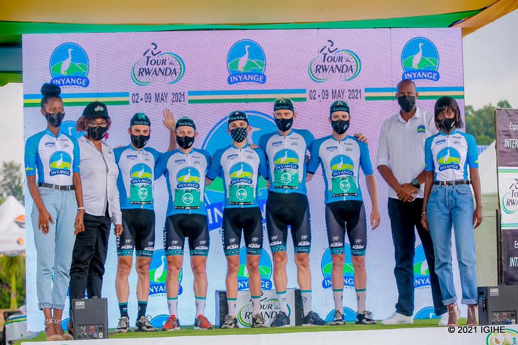 Ikipe ya B&B Hotels yitwaye neza muri Tour du Rwanda 2021 yahembwe na Inyange Industries