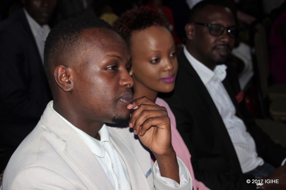 Aba bombi ntibacyambara impeta z'isezerano