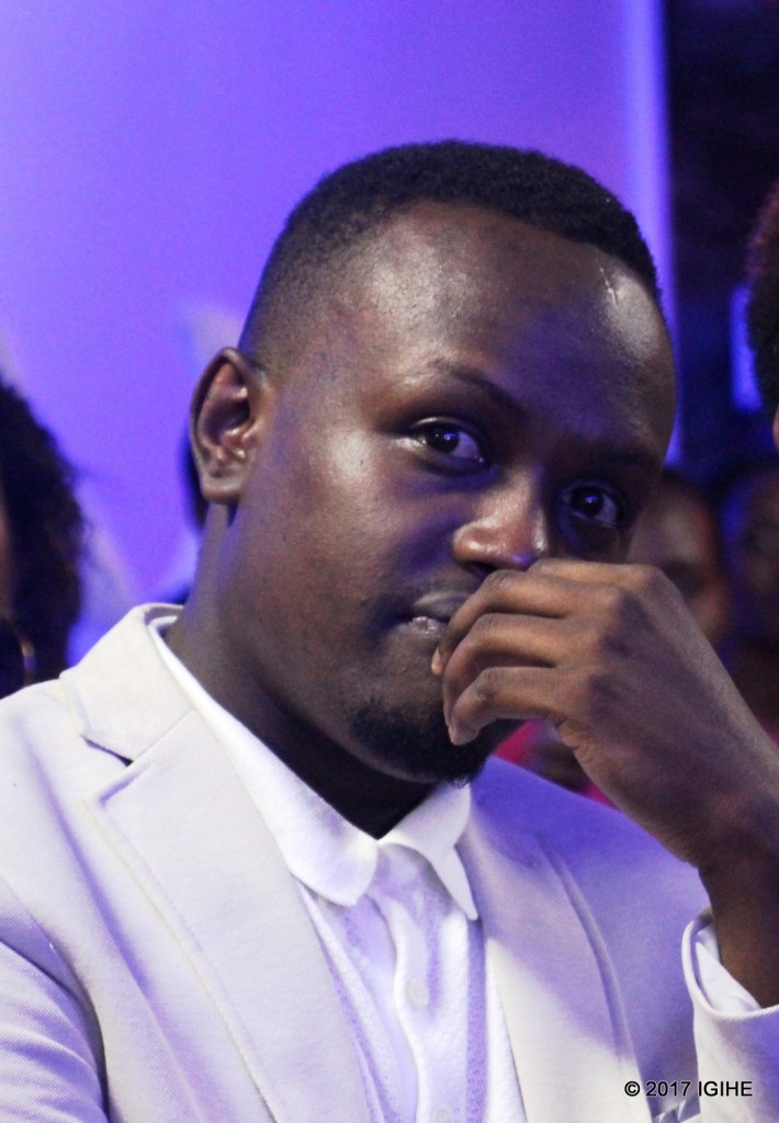 Producer Clement agaragara kenshi nta mpeta yambaye