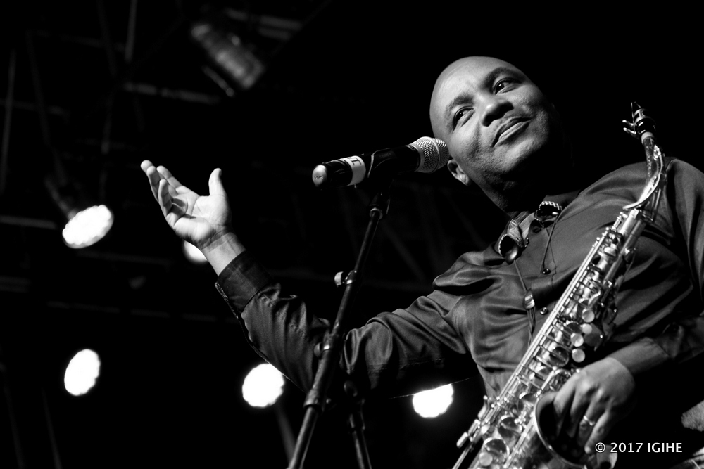 Apollinaire Habonimana wo mu Burundi yaririmbye benshi barafashwa