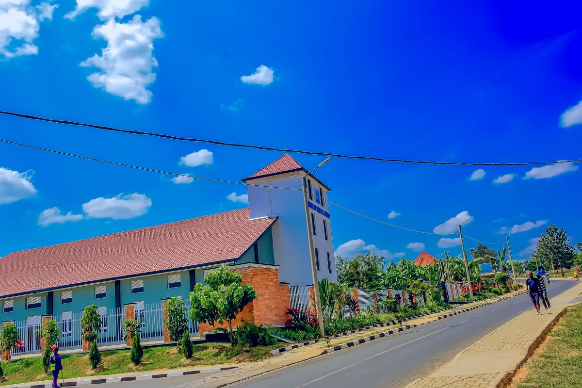 Imihanda yubatswe muri aka Karere yafashije abaturage