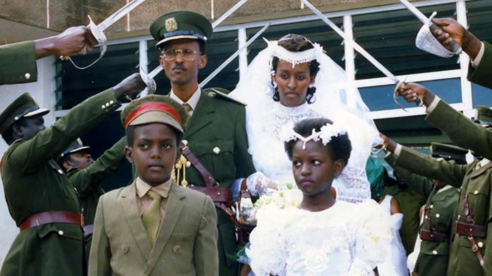 Perezida Kagame na Jeannette Kagame bakoze ubukwe ku wa 10 Kamena 1989