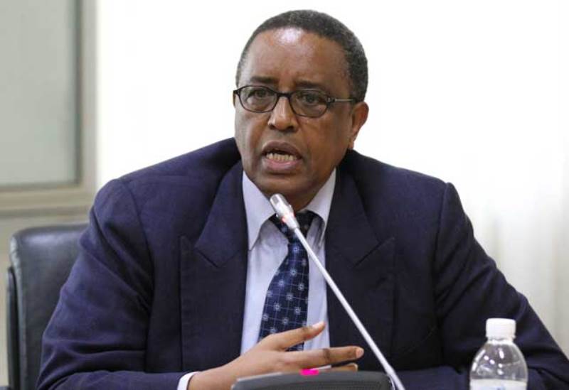 Minisitiri w'Uburezi, Prof. Silas Lwakabamba