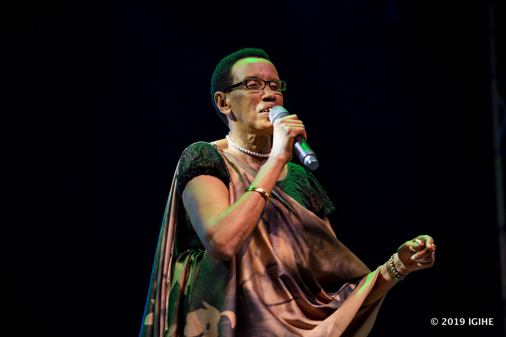 Mariya Yohana ni umwe mu bahanzi b'icyitegererezo mu Rwanda